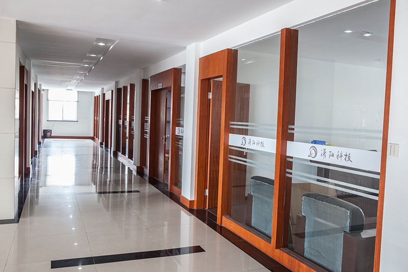 �k������